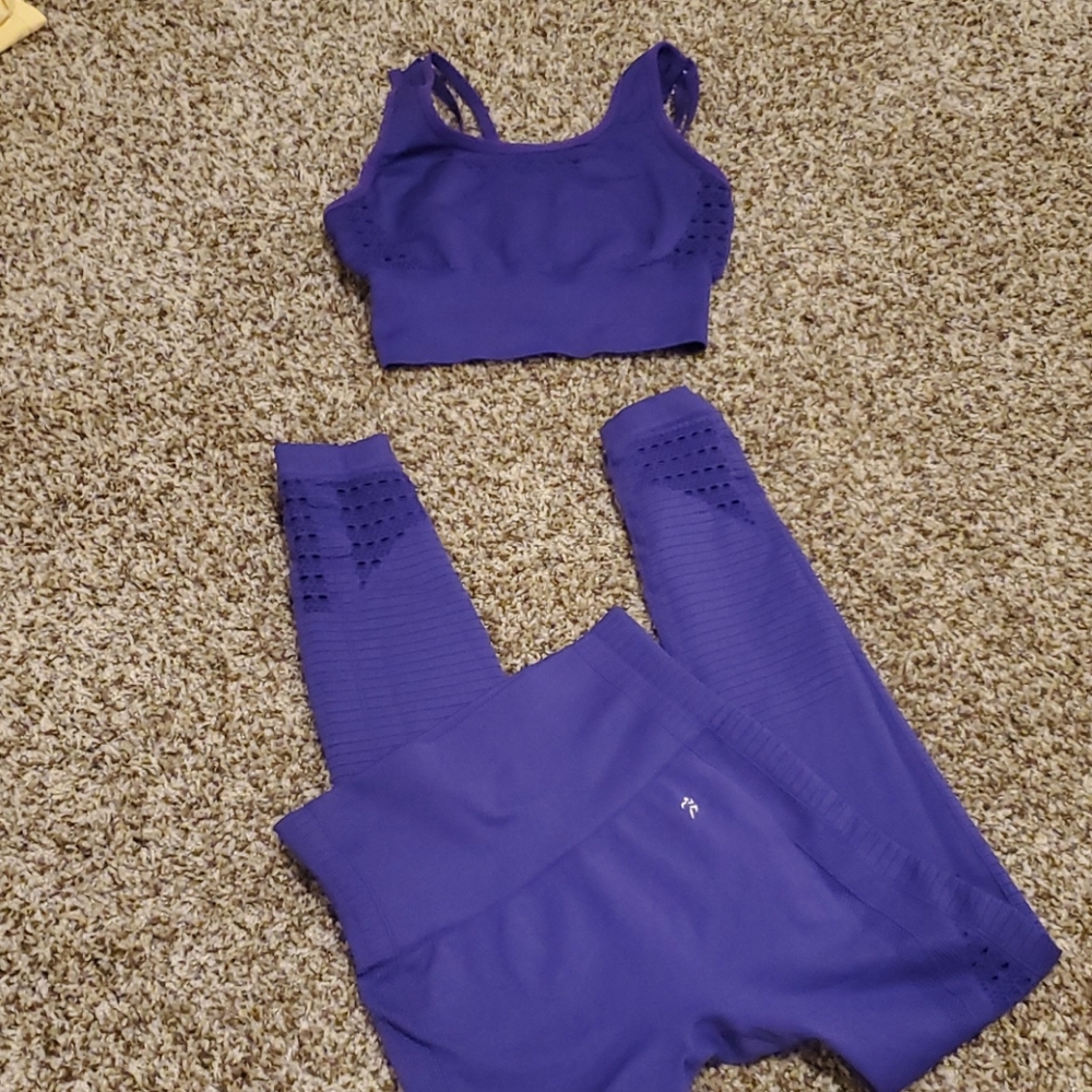 Purple workout set